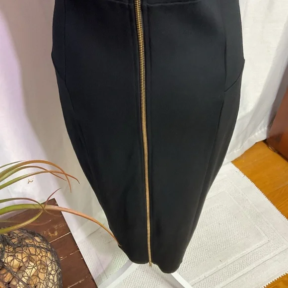 Felicity & Coco Ward Seamed Pencil Dress
( Worn Once ) - Picture 11 of 14